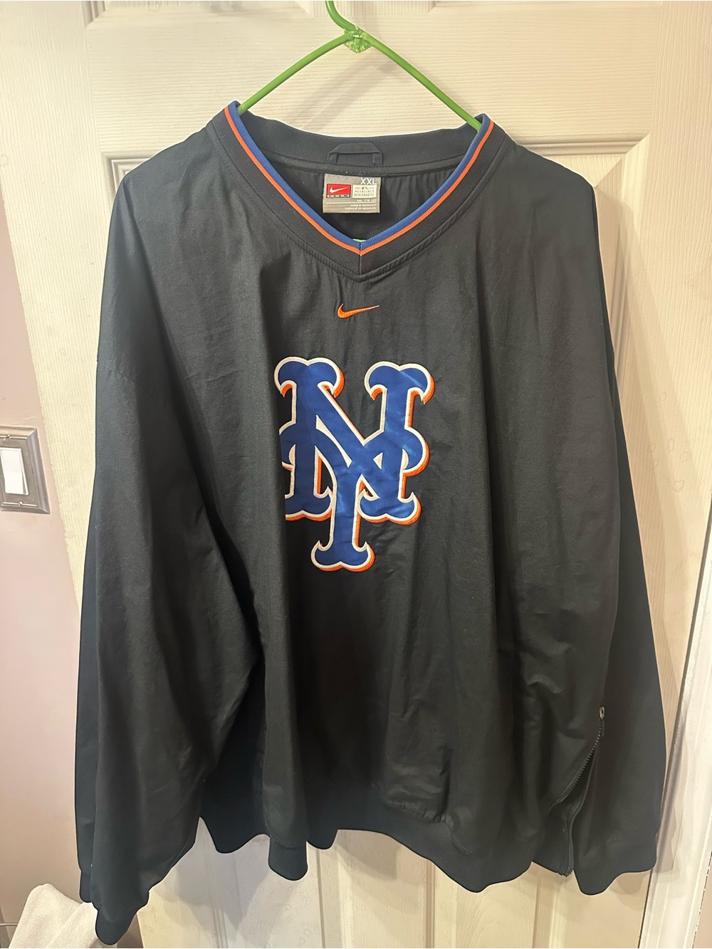 2000s Nike Black V-Neck Pullover Jersey with Blue & Orange Mets Logo
